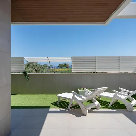Appartement Frontemare - 5 Minwalk From The & Terrace Monopoli
