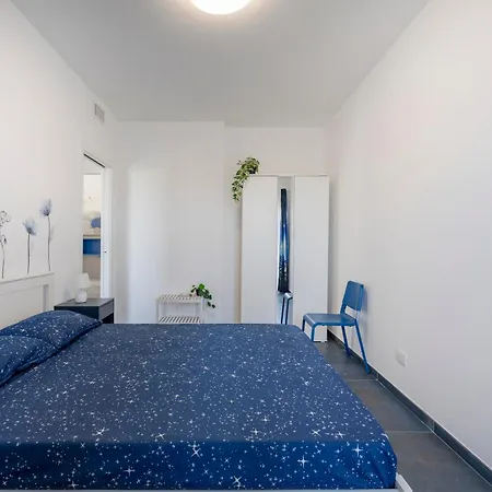 Frontemare - 5 Minwalk From The & Terrace Appartement Monopoli