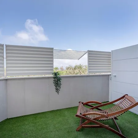 Frontemare - 5 Minwalk From The & Terrace *