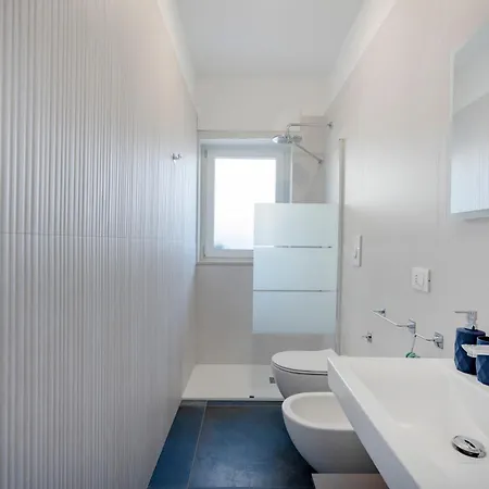 Frontemare - 5 Minwalk From The & Terrace