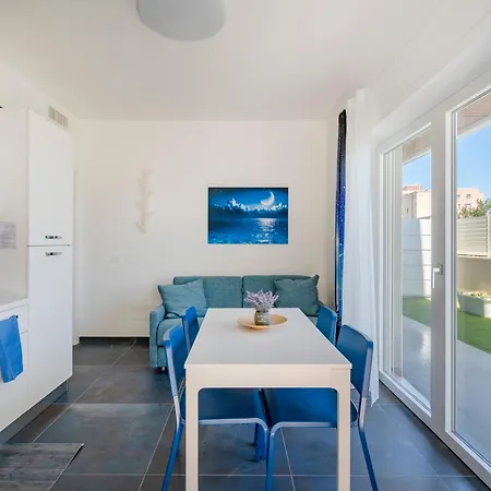 Appartement Frontemare - 5 Minwalk From The & Terrace *