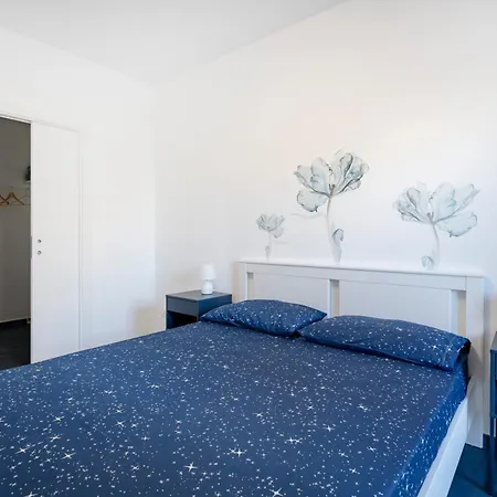 Frontemare - 5 Minwalk From The & Terrace *