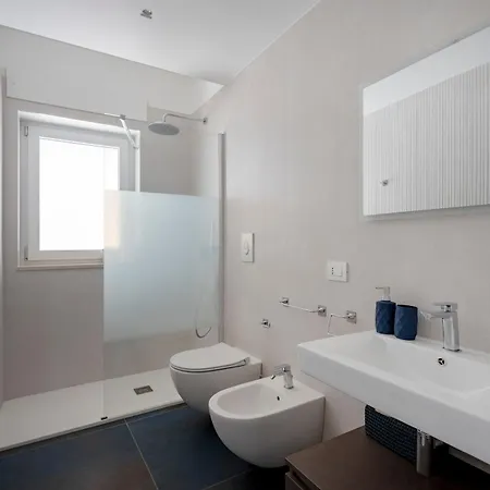 Appartement Frontemare - 5 Minwalk From The & Terrace *