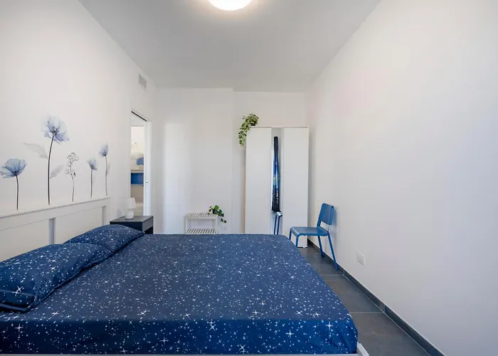Frontemare - 5 Minwalk From The & Terrace Appartement Monopoli